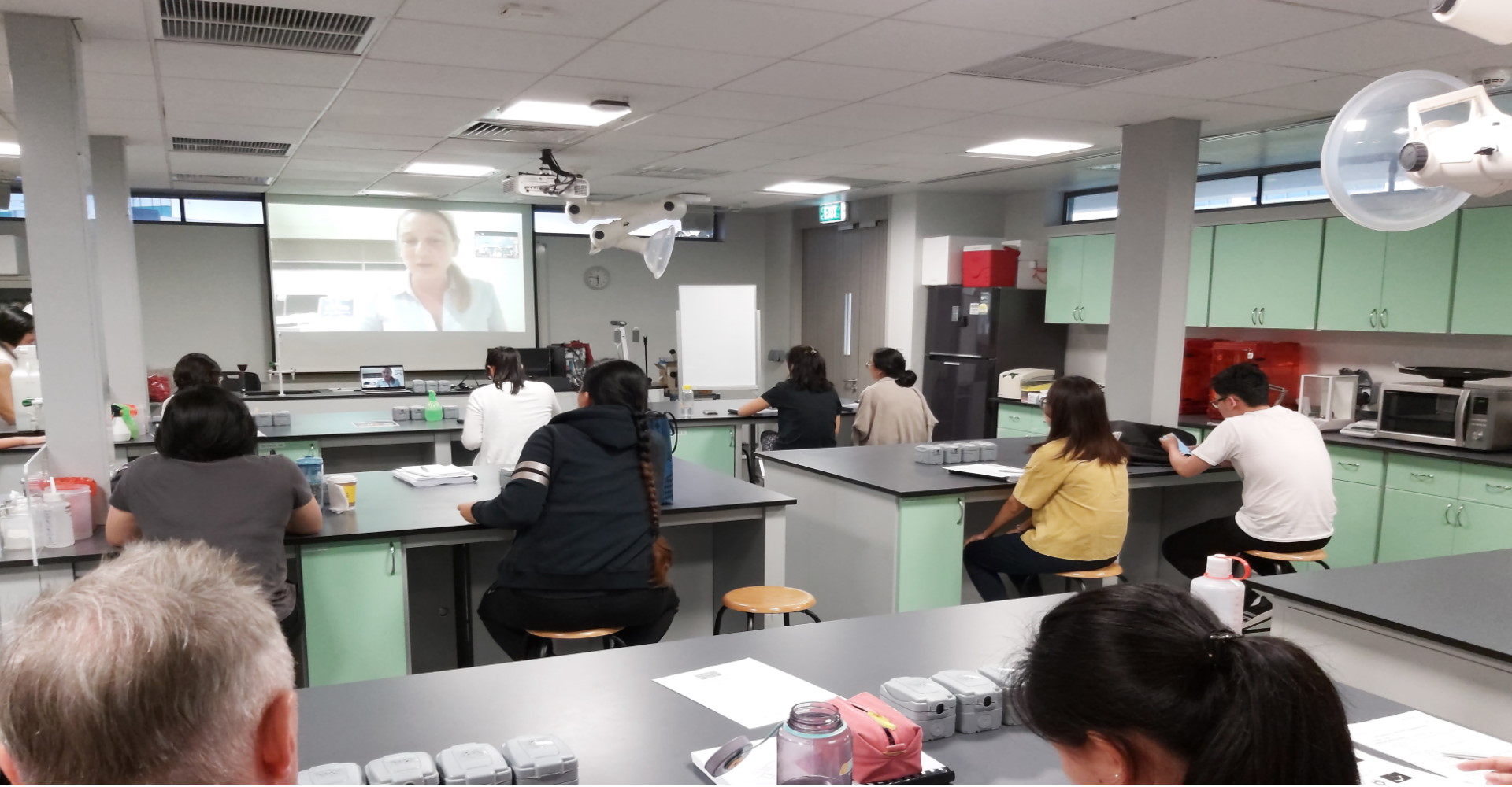 Online Consultation/ Training session Online Consultation/ Training session